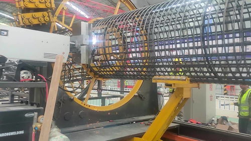 山東魯源全自動鋼筋籠滾焊機(jī)中鐵十九局施工現(xiàn)場,滾焊機(jī)調(diào)試完成